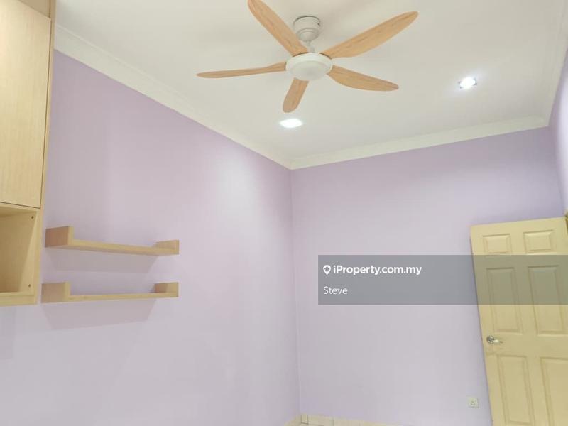 Semi-Detached House for Sale in Bandar Putra Permai, Seri Kembangan by Steve - iProperty.com.my