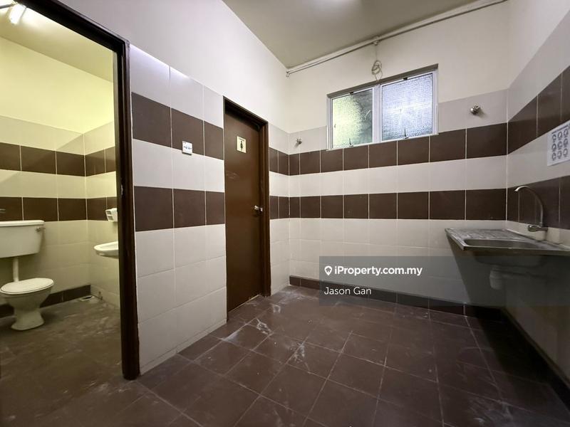 Detached Factory for Rent in Taman Perindustrian Puchong Utama, Puchong by Jason Gan - iProperty.com.my