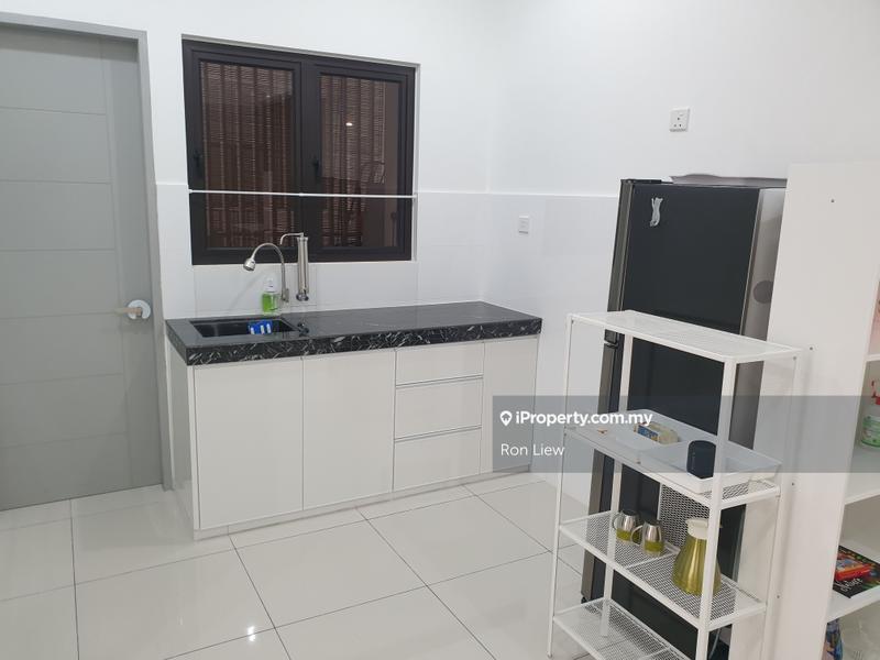 Service Residence for Sale in Ten Kinrara by Ron Liew - iProperty.com.my