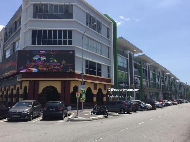 For Sale - Bangi Kajang Bandar Puteri Bangi Corner Shop for SALE ROI 5.14%