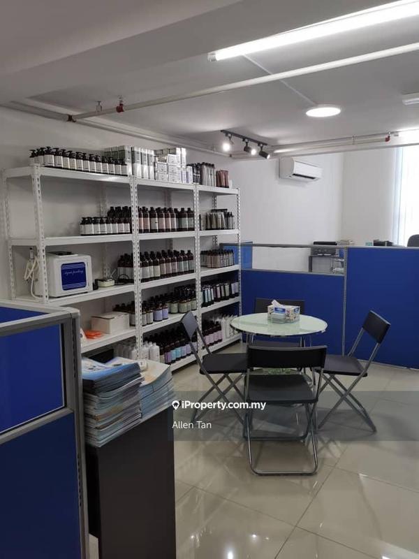 Kediaman Servis untuk Dijual di Pinnacle Kelana Jaya oleh Allen Tan - iProperty.com.my