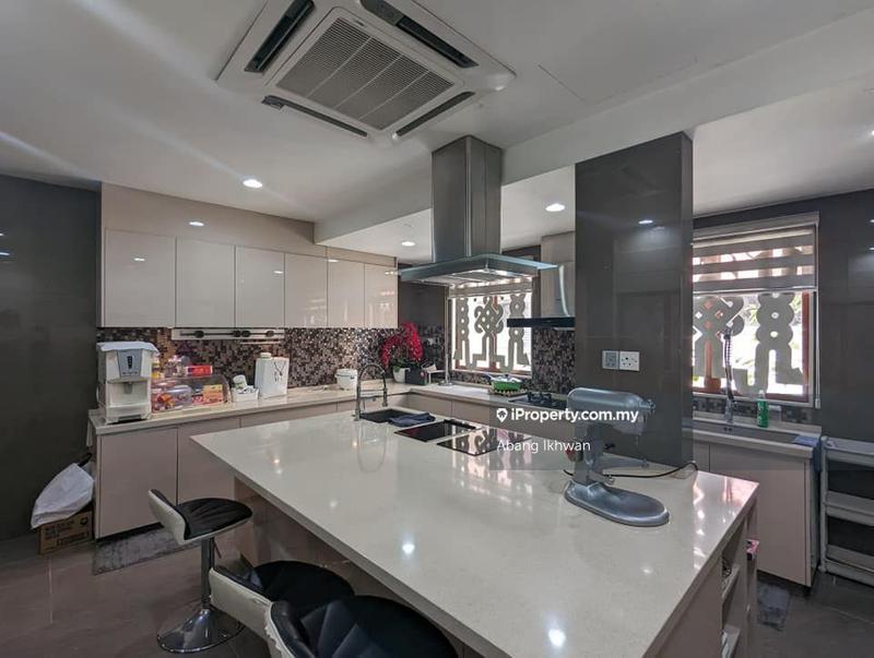 2-storey Terraced House for Sale in Seksyen U8 Bukit Jelutong Shah Alam, Shah Alam by Abang Ikhwan - iProperty.com.my