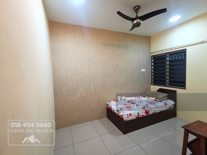 For Rent - Sky Garden Residences