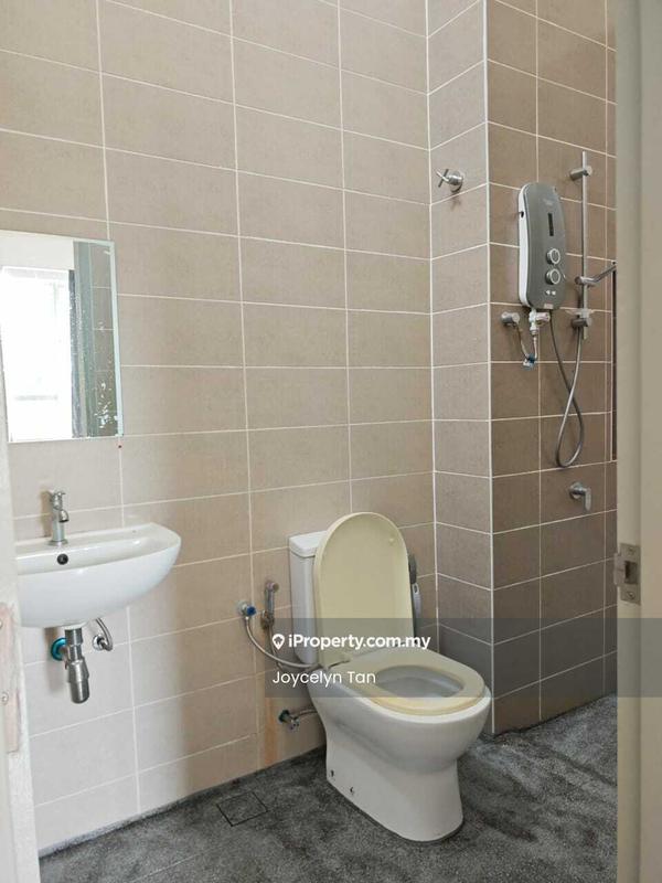 Rumah Berangkai 2 Tingkat untuk Dijual di Bandar Tropicana Aman, Telok Panglima Garang oleh Joycelyn Tan - Bathroom - iProperty.com.my