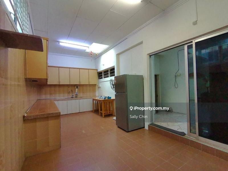 Semi-Detached House for Sale in Lorong Lembah Permai, Tanjung Bungah by Sally Chin - iProperty.com.my