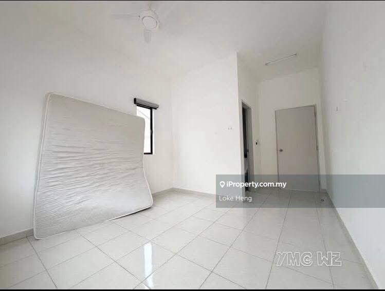 Rumah Teres untuk Dijual di Setia Utama, Setia Alam oleh Loke Heng - iProperty.com.my