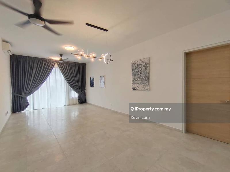 For Rent - Trinity Pentamont