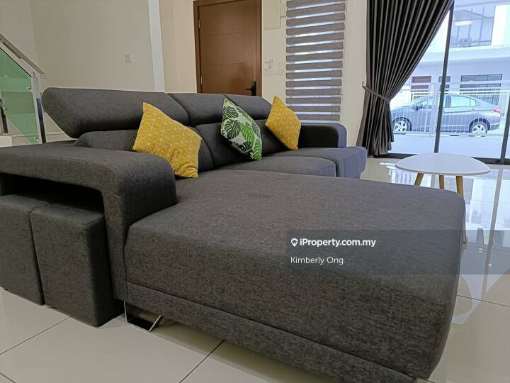 Rumah Berangkai 2 Tingkat untuk Disewa di Resort Home, Hijayu 2, Soka Matrix, Bandar Sri Sendayan oleh Kimberly Ong - iProperty.com.my