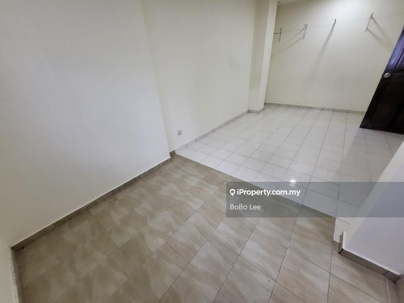 Semi-Detached House for Sale in Taman Overseas Union (Taman Oug), Jalan Klang Lama (Old Klang Road) by BoBo Lee - iProperty.com.my