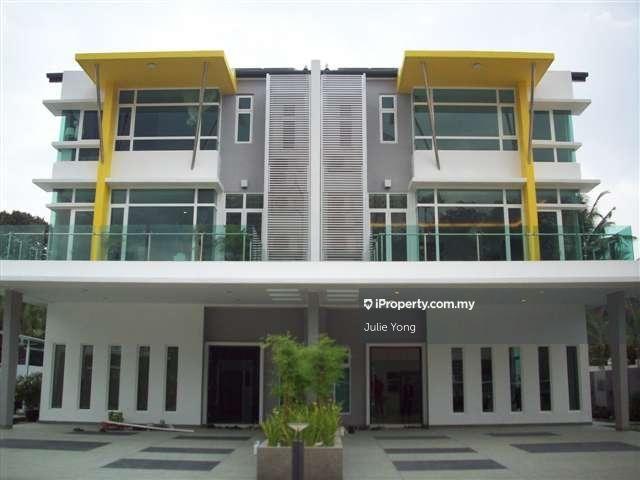 Semi-Detached House for Sale in Laman Damaisari @ Mont Kiara, Segambut by Julie Yong - iProperty.com.my