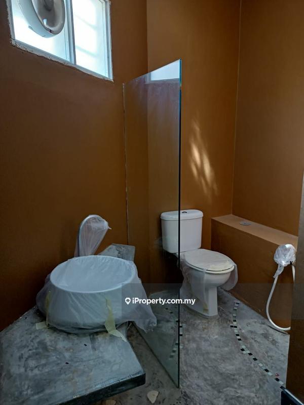 Bungalow House for Sale in Tanjung Bungah, Penang by Ederic J. Low - iProperty.com.my