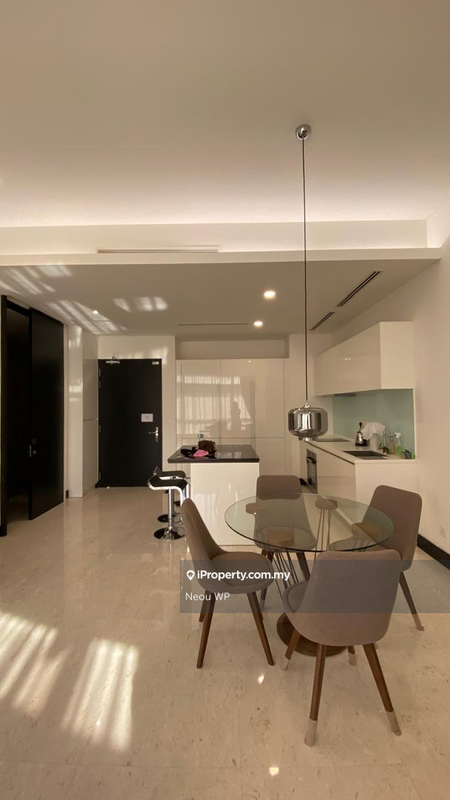 For Sale - Banyan Tree Signatures