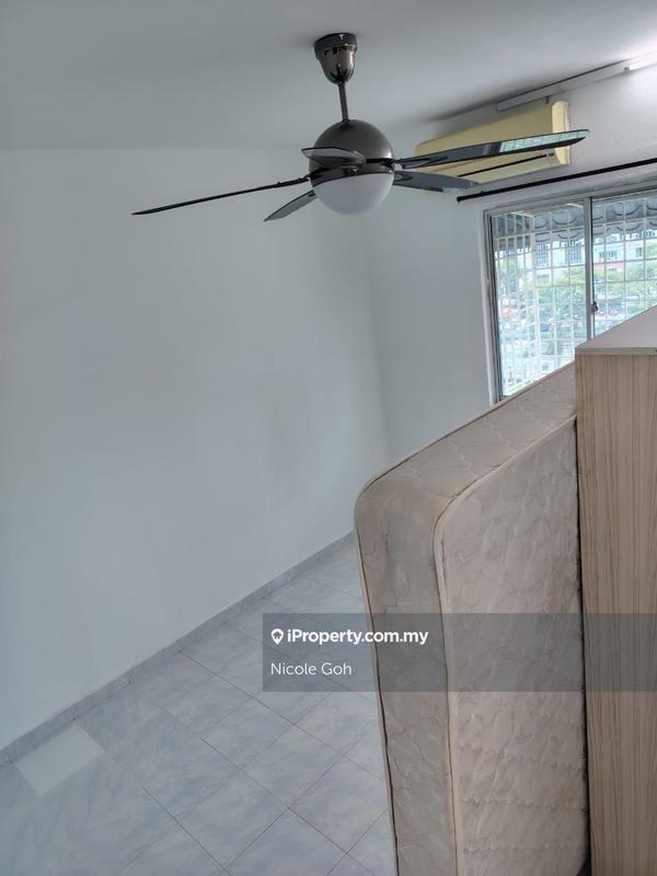 For Sale - PPR Kampung Baru Air Panas