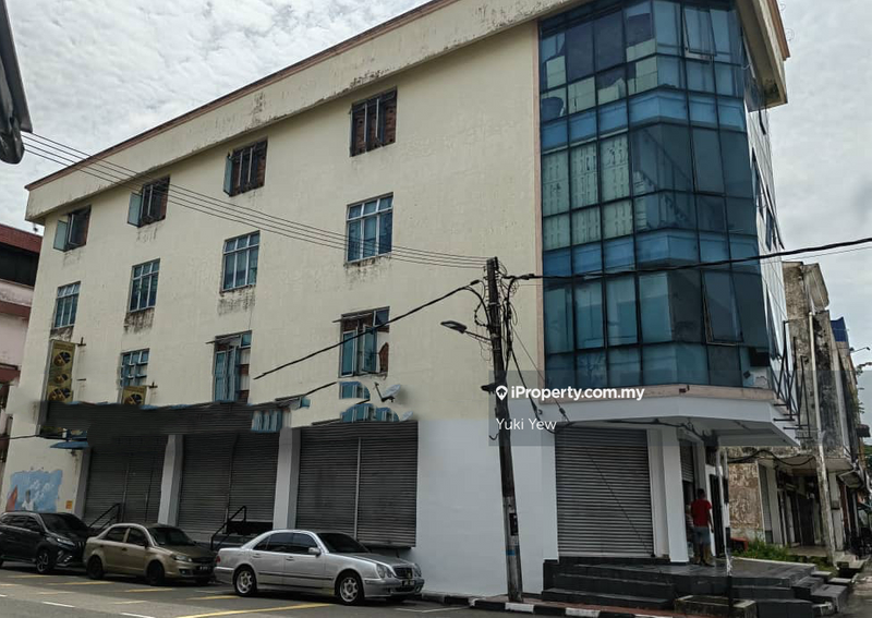 For Rent - Commercial lot