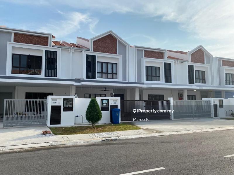 2-storey Terraced House for Sale in Setia Utama, Setia Alam by Marco F. - iProperty.com.my
