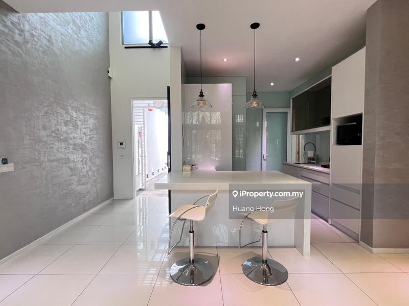 Rumah Berangkai 3 Tingkat untuk Dijual di Schubert, Symphony Hills, Cyberjaya oleh Huang Hong - iProperty.com.my