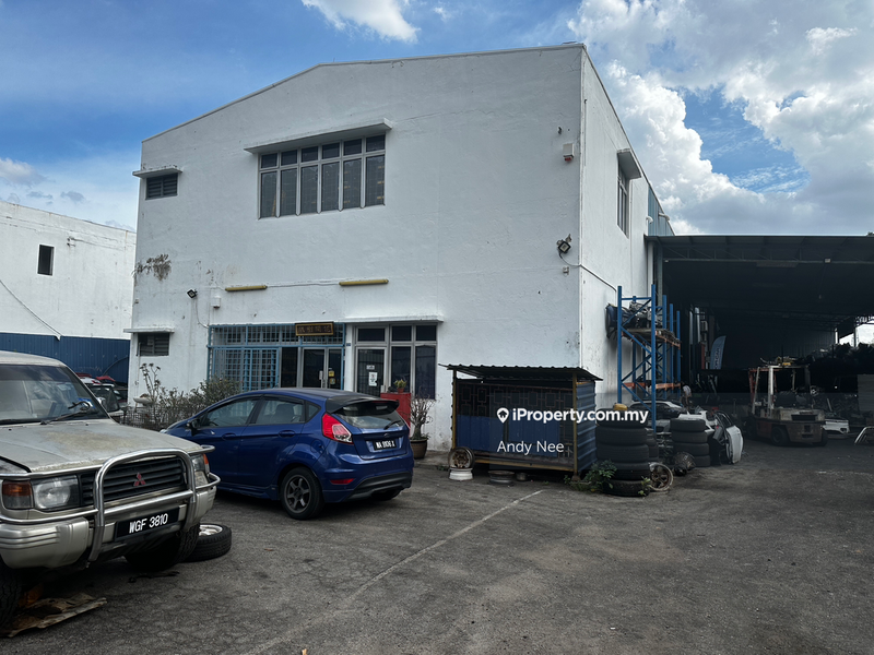Semi-D Factory for Rent in Taman Perindustrian Batu Caves, Batu Caves by Andy Nee - iProperty.com.my