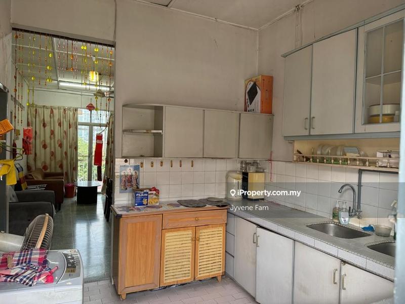 Flat for Sale in United Garden (Taman Lee Yan Lian) by Jyvene Fam - iProperty.com.my