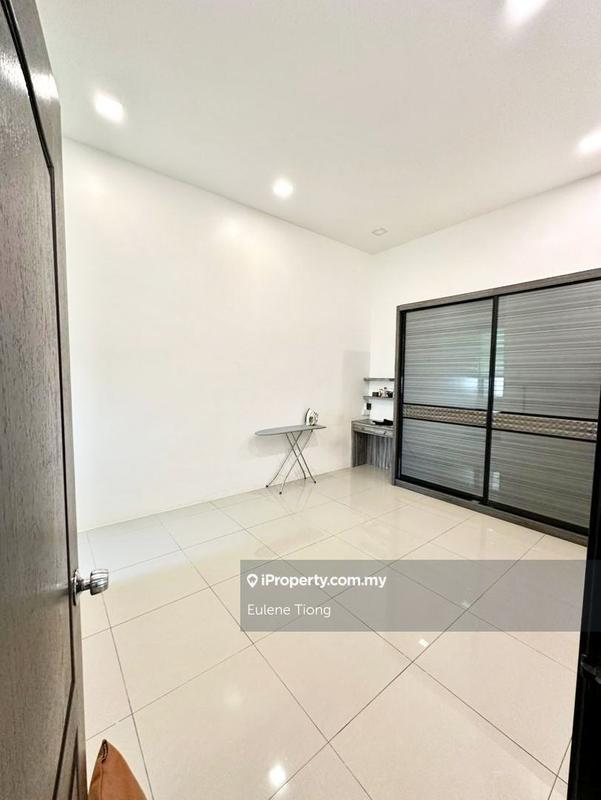 Semi-Detached House for Rent in Kota Samarahan, Sarawak by Eulene Tiong - iProperty.com.my