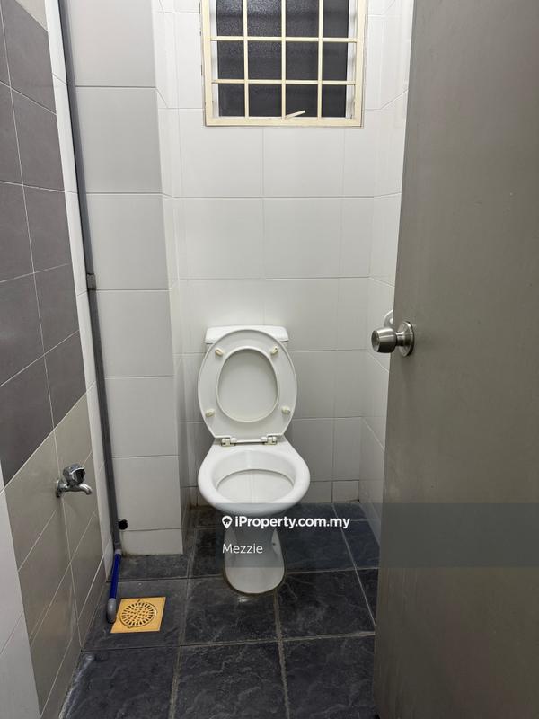 Shop-Office for Sale in Taman Melawati, Ulu Kelang by Mezzie - iProperty.com.my