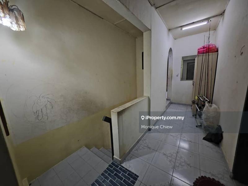 2-storey Terraced House for Sale in Bandar Country Homes, Rawang by Monique Chiew - iProperty.com.my