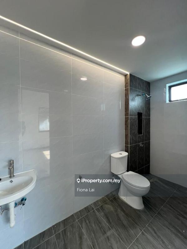 Bungalow House for Sale in Taman Kebun Teh, Johor Bahru by Fiona Lai - iProperty.com.my