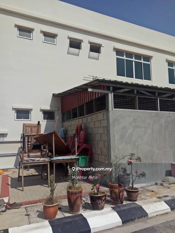 Kedai-Pejabat untuk Dijual di Taman Rengit Sentral, Pengerang oleh Mokhtar Akhir - iProperty.com.my