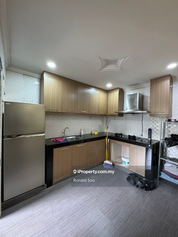 For Sale - Sunway Court