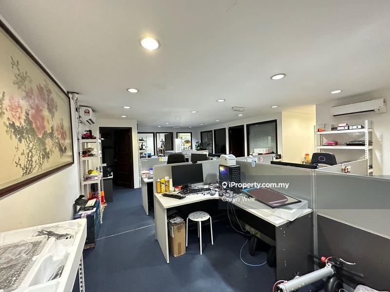 For Sale - GOOD BUY 4.5% ROI 2,000sf factory for sale at Subang Jaya