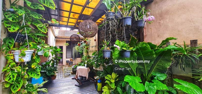 Bungalow House untuk Dijual di Bandar Putra Permai, Seri Kembangan oleh Grace Tan - iProperty.com.my