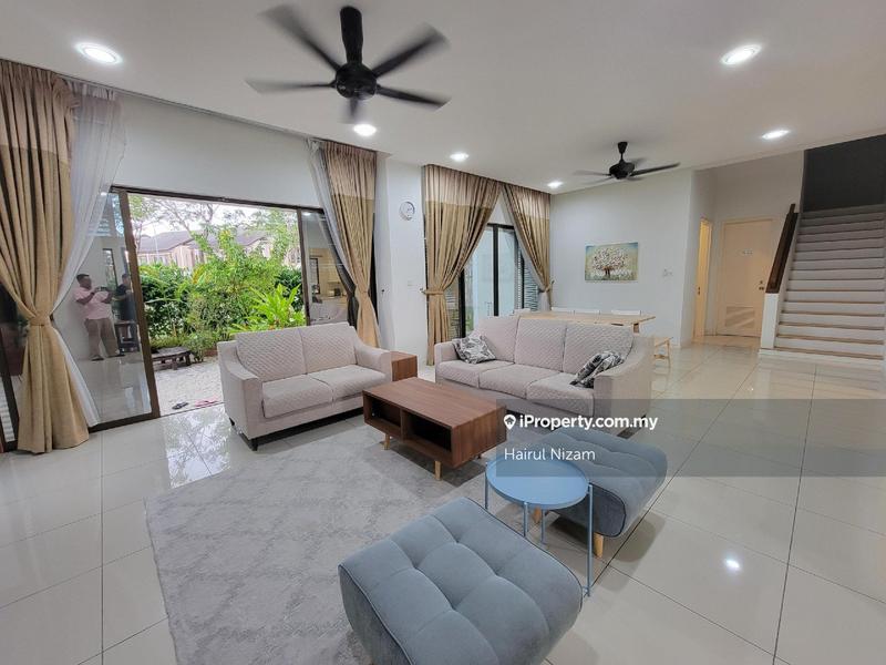 Rumah Berkembar untuk Dijual di Kota Seriemas, Nilai oleh Hairul Nizam - iProperty.com.my