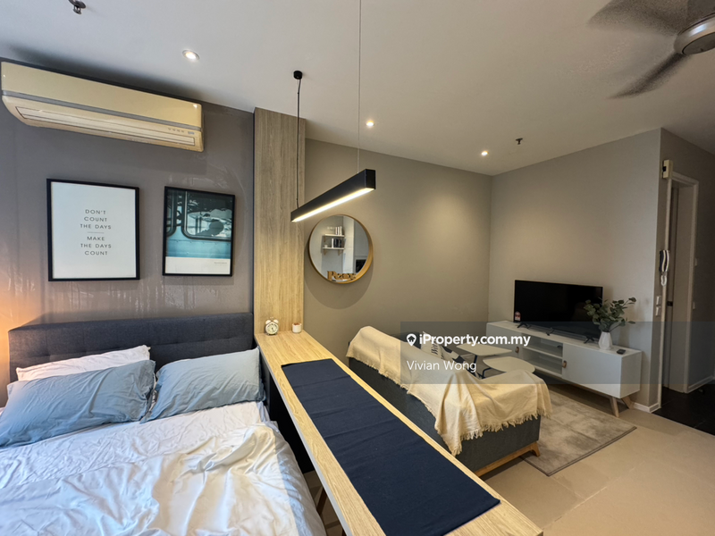 For Rent - Arcoris SOHO