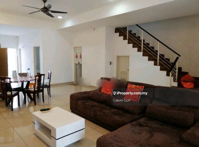 Rumah Teres 3-Tingkat untuk Dijual di Cassia Garden Residence, Presint 11 oleh Calvin Goh - iProperty.com.my