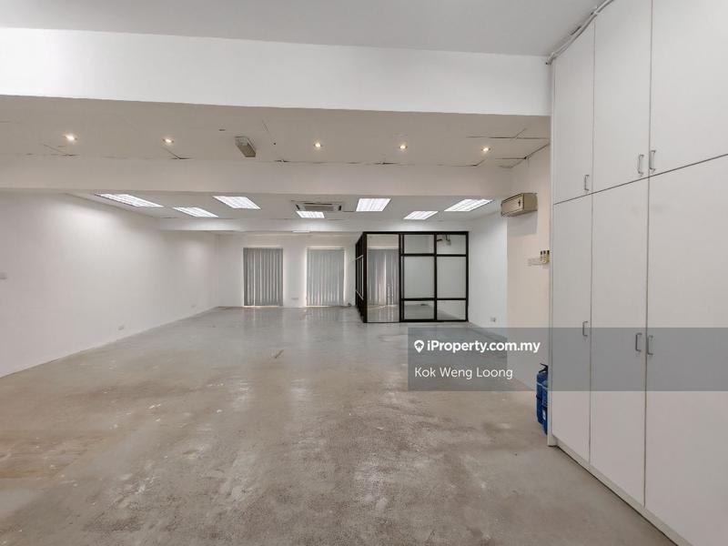 For Rent - Plaza Damas Office
