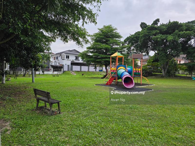 Rumah Berkembar untuk Dijual di Taman Taming Jaya, Balakong oleh Aivan Ng - iProperty.com.my