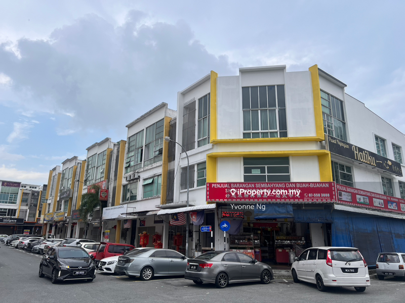 Shop-Office for Sale in Mutiara Mas 3 Storey Shophouse, Skudai by Yvonne Ng - iProperty.com.my