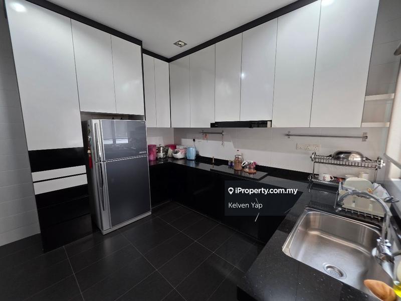 Rumah Berkembar untuk Dijual di Ambang Botanic, Klang oleh Kelven Yap - iProperty.com.my