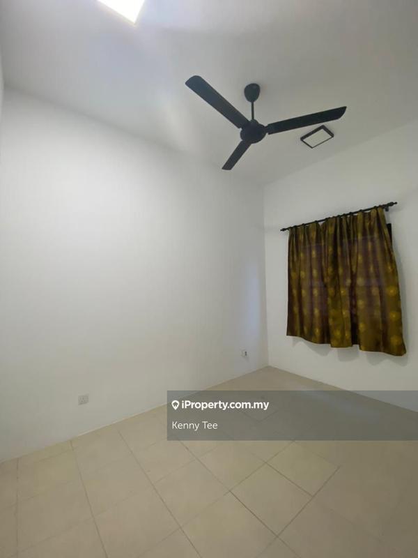 Rumah Teres 1-Tingkat untuk Dijual di Bandar Sri Sendayan, Negeri Sembilan oleh Kenny Tee - iProperty.com.my