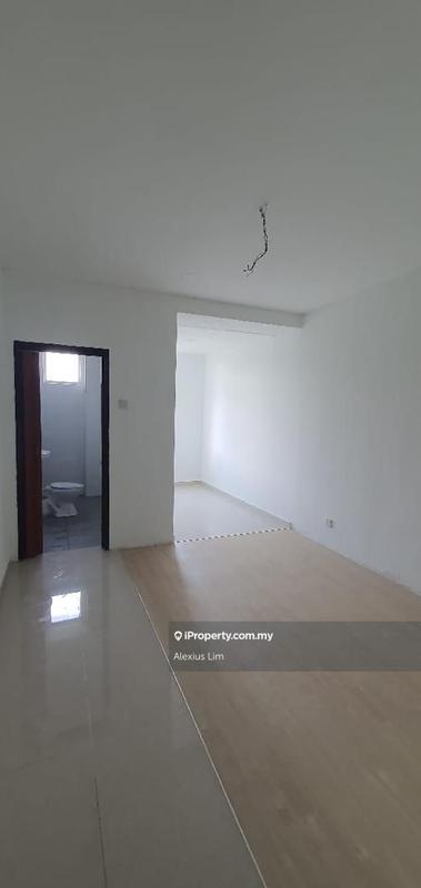 2.5-storey Terraced House for Sale in Taman Sutera, Johor Bahru by Alexius Lim - iProperty.com.my