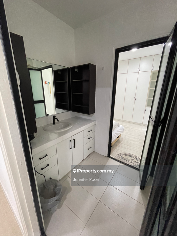 Rumah Berkembar untuk Dijual di Taman Yarl, Jalan Klang Lama (Old Klang Road) oleh Jennifer Poon - iProperty.com.my