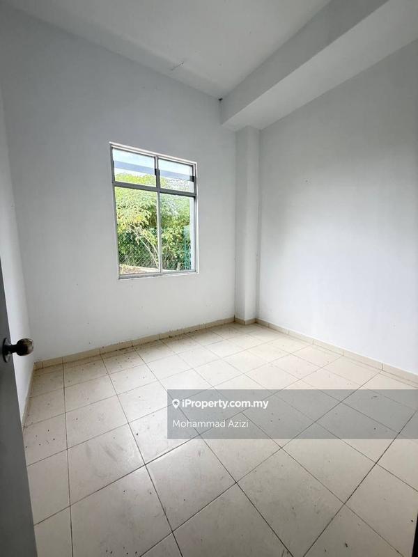 Rumah Berkembar untuk Dijual di Taman Satelit Damai, Beserah oleh Mohammad Azizi - iProperty.com.my