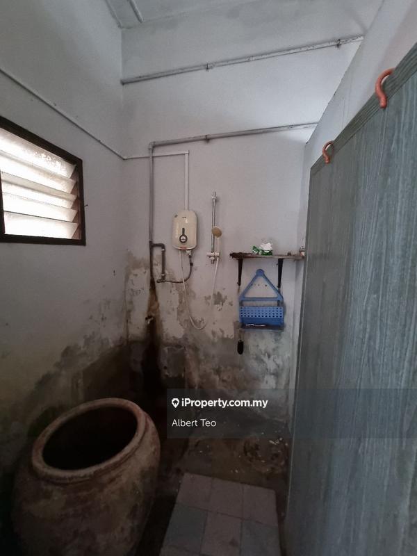 Rumah Berangkai 1 Tingkat untuk Dijual di Taman Broleh, Batu Pahat oleh Albert Teo - iProperty.com.my