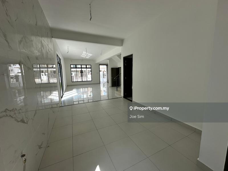 Cluster House for Sale in Bandar Cemerlang, Ulu Tiram by Joe Sim - iProperty.com.my