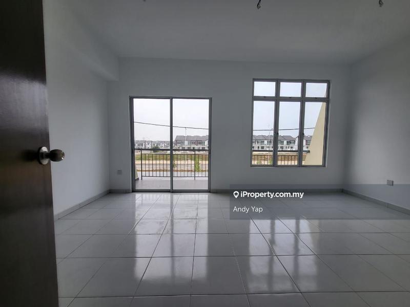 Rumah Teres 3-Tingkat untuk Dijual di Taman Kundang Jaya, Rawang oleh Andy Yap - iProperty.com.my