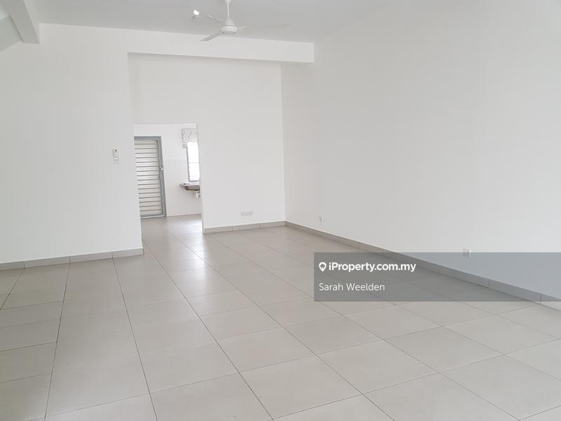 2-storey Terraced House untuk Dijual di Nilai Impian, Nilai oleh Sarah Weelden - iProperty.com.my