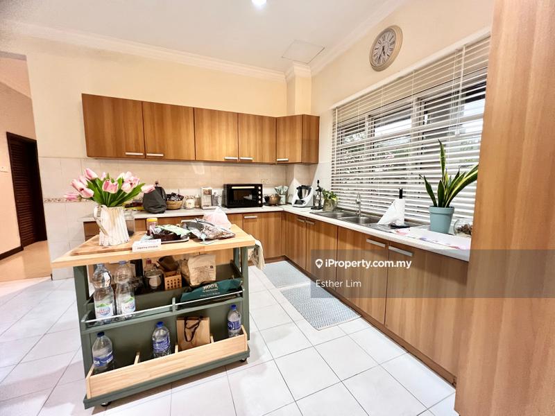 Bungalow House untuk Dijual di D'Villa Seksyen 11, Kota Damansara oleh Esther Lim - iProperty.com.my