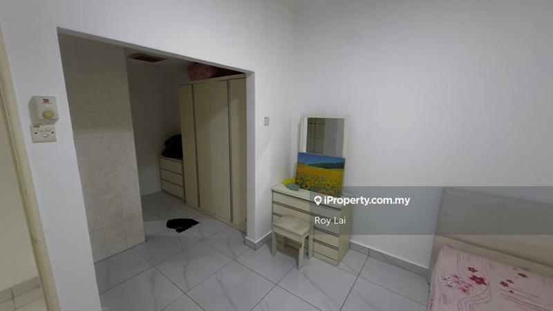 Townhouse for Rent in Country Heights, Kajang by Roy Lai - iProperty.com.my