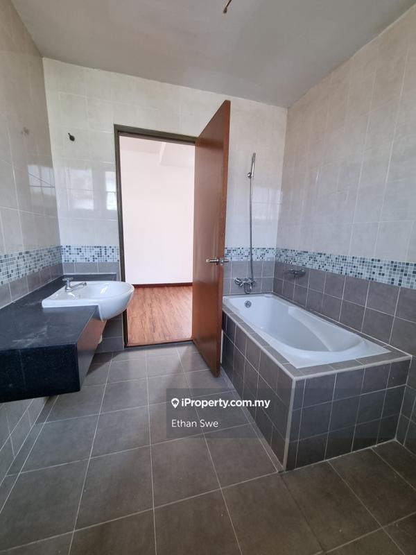 Bungalow House for Sale in Bukit Rahman Putra, Sungai Buloh by Ethan Swe - iProperty.com.my