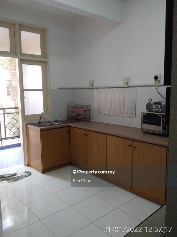 Apartment for Rent in Golden Showers (Kondo Ruby) by Rea Chan - iProperty.com.my