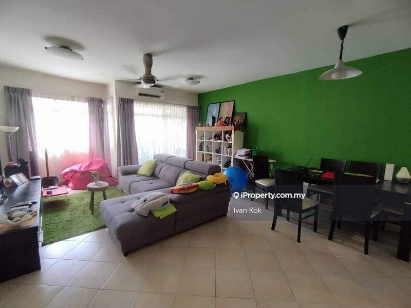 For Sale - Perdana Exclusive